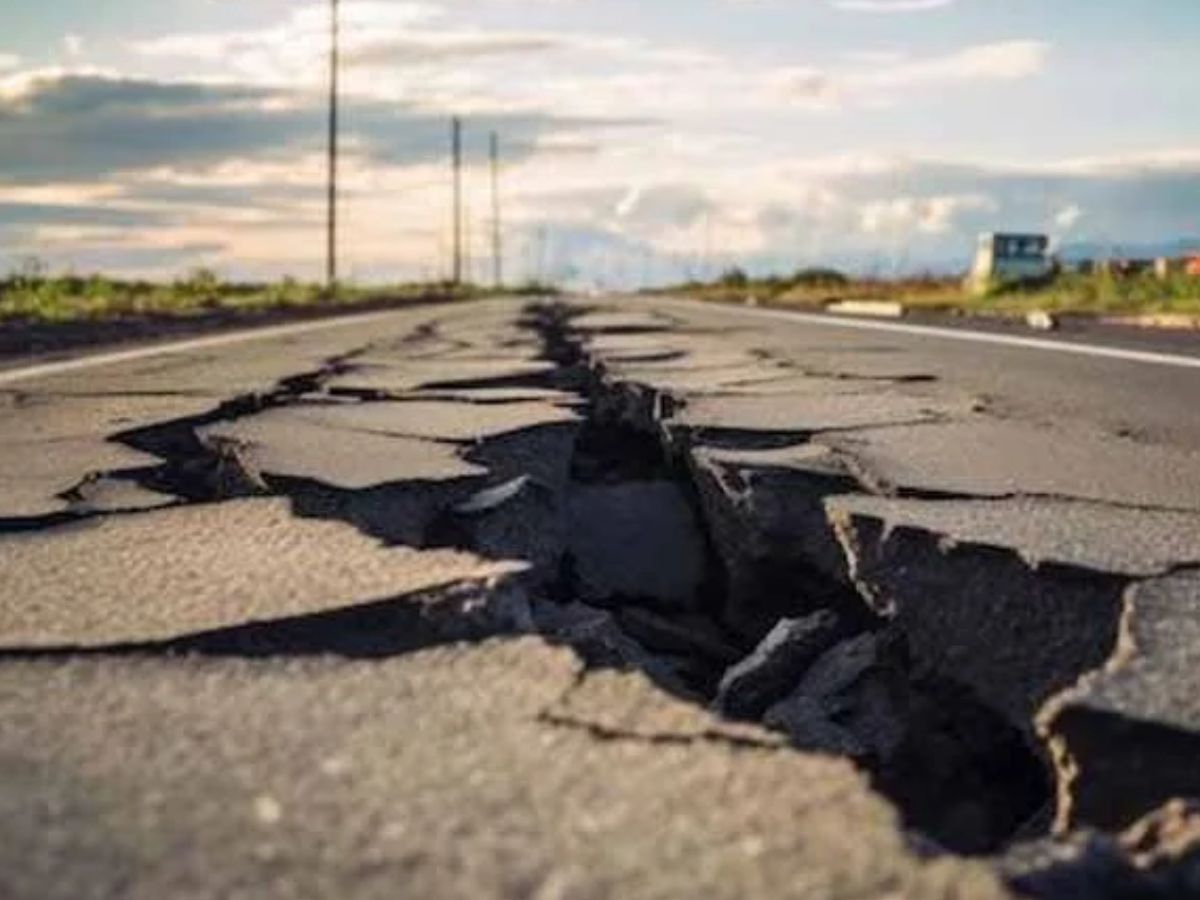 Earthquake: ଆମେରିକାରେ ଭୟଙ୍କର ଭୂକମ୍ପ Earthquake: ଆମେରିକାରେ ଭୟଙ୍କର ଭୂକମ୍ପ