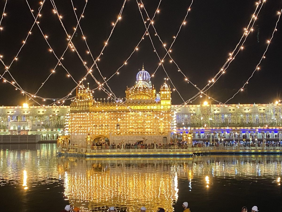 Diwali In Amritsar 2024: ਜਾਣੋ, ਕਿਉਂ ਪ੍ਰਚਲਿਤ ਹੋਈ ਕਹਾਵਤ 'ਦਾਲ ਰੋਟੀ ਘਰ ਦੀ ਦੀਵਾਲੀ ਅੰਮ੍ਰਿਤਸਰ ਦੀ'