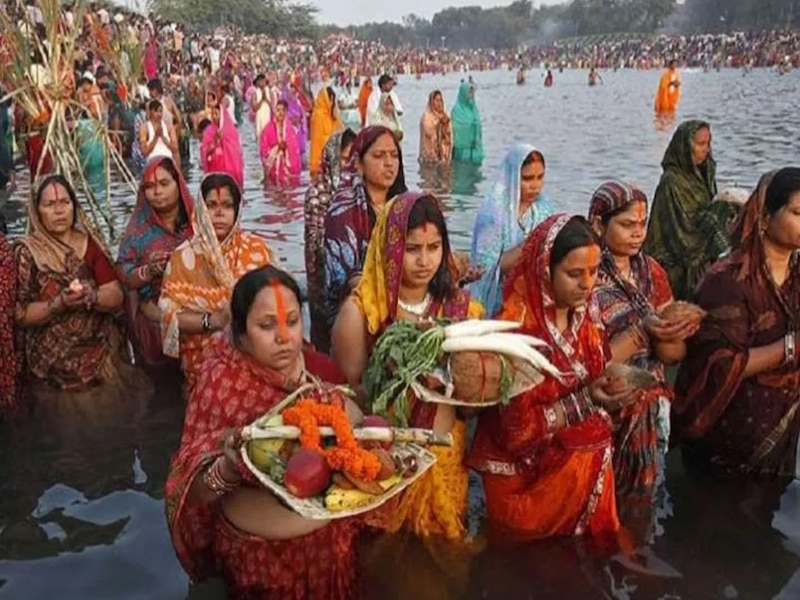 शुद्ध जल और तांबे का लोटा