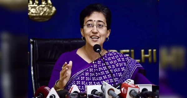 Chhath Puja Holiday: दिल्ली में छठ पूजा मनाने वालों के लिए खुशखबरी, CM आतिशी ने किया ये बड़ा ऐलान