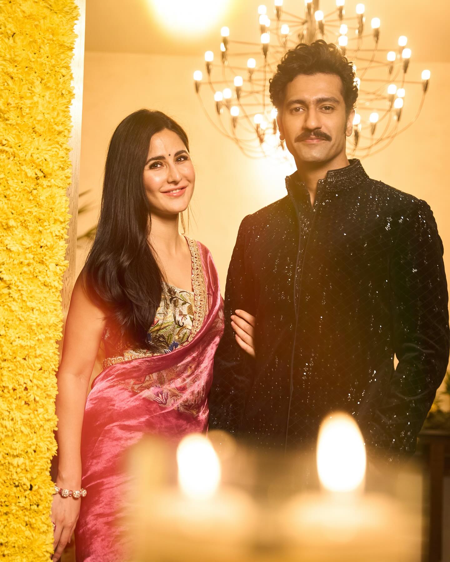 पति विक्की कौशल संग मनाई दिवाली