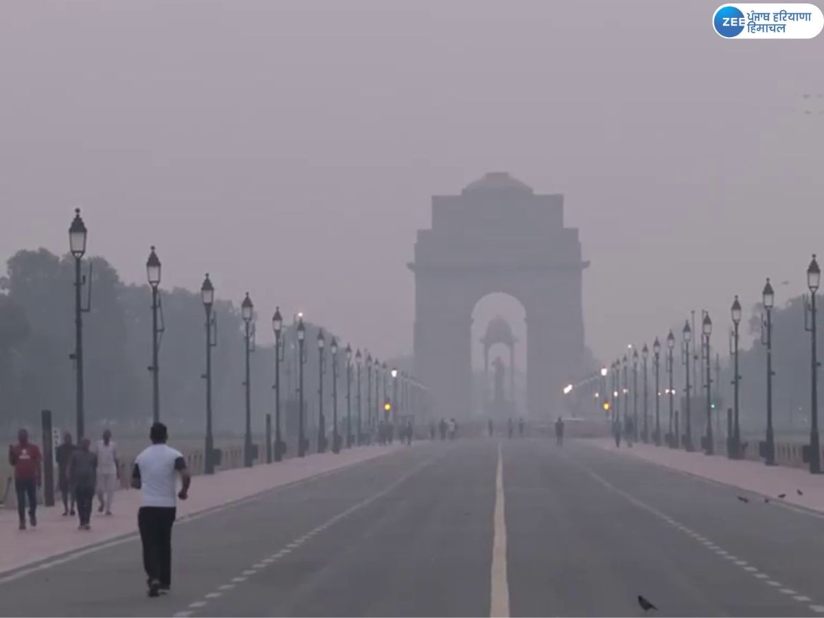 Delhi Pollution: ਦੀਵਾਲੀ ਤੋਂ ਬਾਅਦ ਰਾਸ਼ਟਰੀ ਰਾਜਧਾਨੀ ਦਿੱਲੀ ਧੂੰਏਂ ਦੀ ਪਰਤ ਨਾਲ ਢਕੀ; ਹਵਾ ਗੁਣਵੱਤਾ ਬੇਹੱਦ ਗੰਭੀਰ ਸ਼੍ਰੇਣੀ ਬਰਕਰਾਰ