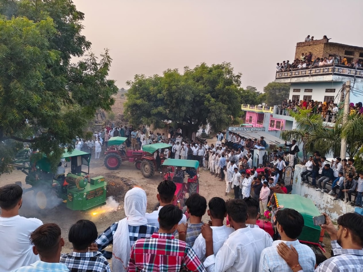 Sawai Madhopur News: यहां होती है अनोखी गोवर्धन पूजा,ट्रैक्टरों से लगाई जाती है गोवर्धन की परिक्रमा