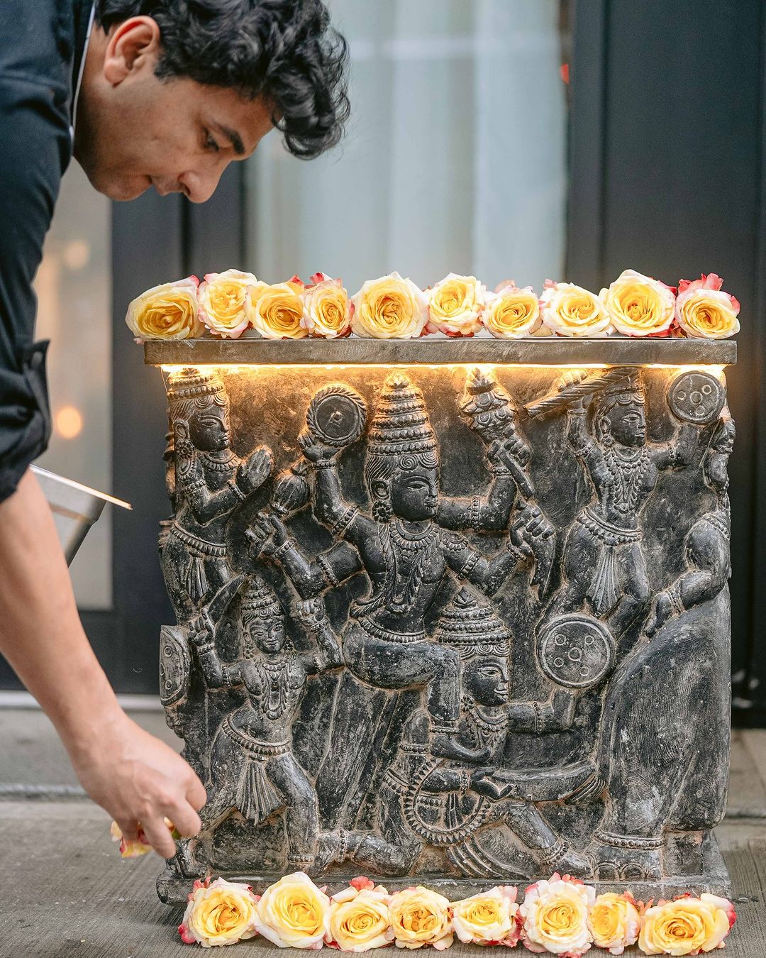 मशहूर हस्तियों के बना चुके खाना