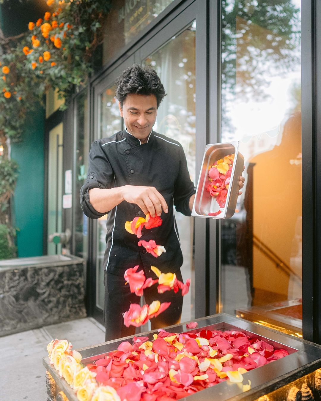 बचपन में पहनते थे लकड़ी के जूते