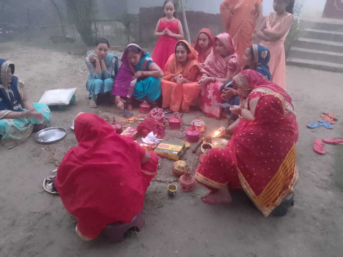 धार्मिक मान्यताओं के अनुसार