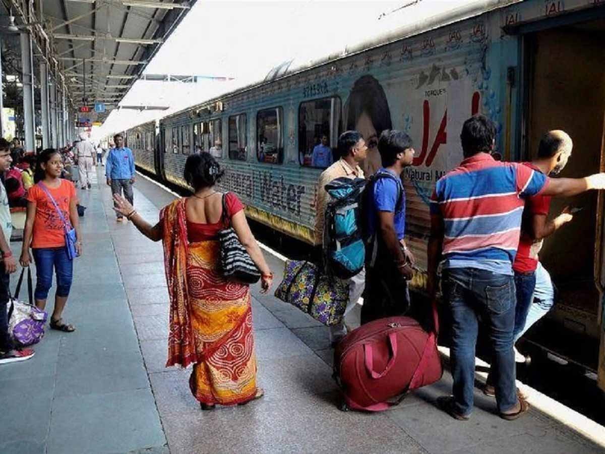 IRCTC नहीं इस ऐप से बुक‍ होगा ट्रेन का ट‍िकट! द‍िसंबर से बदल जाएगा रेलवे का पूरा स‍िस्‍टम