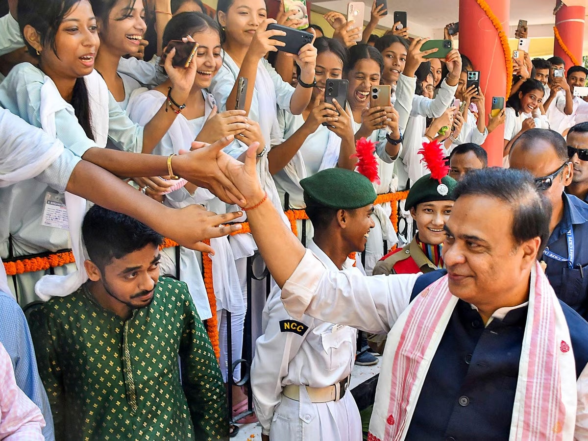 Himanta Biswa Sarma: मुख्यमंत्री हेमंत सोरेन के प्रस्तावक को भी खींच लिया, भाजपा का वो धुरंधर जो झारखंड में कमल खिलाने के मिशन में जुटा है