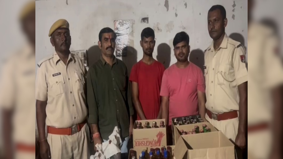 Dungarpur News: BAP के प्रदेश प्रभारी सामान्य वर्ग के होटल पर छापेमारी, अवैध शराब बरामद