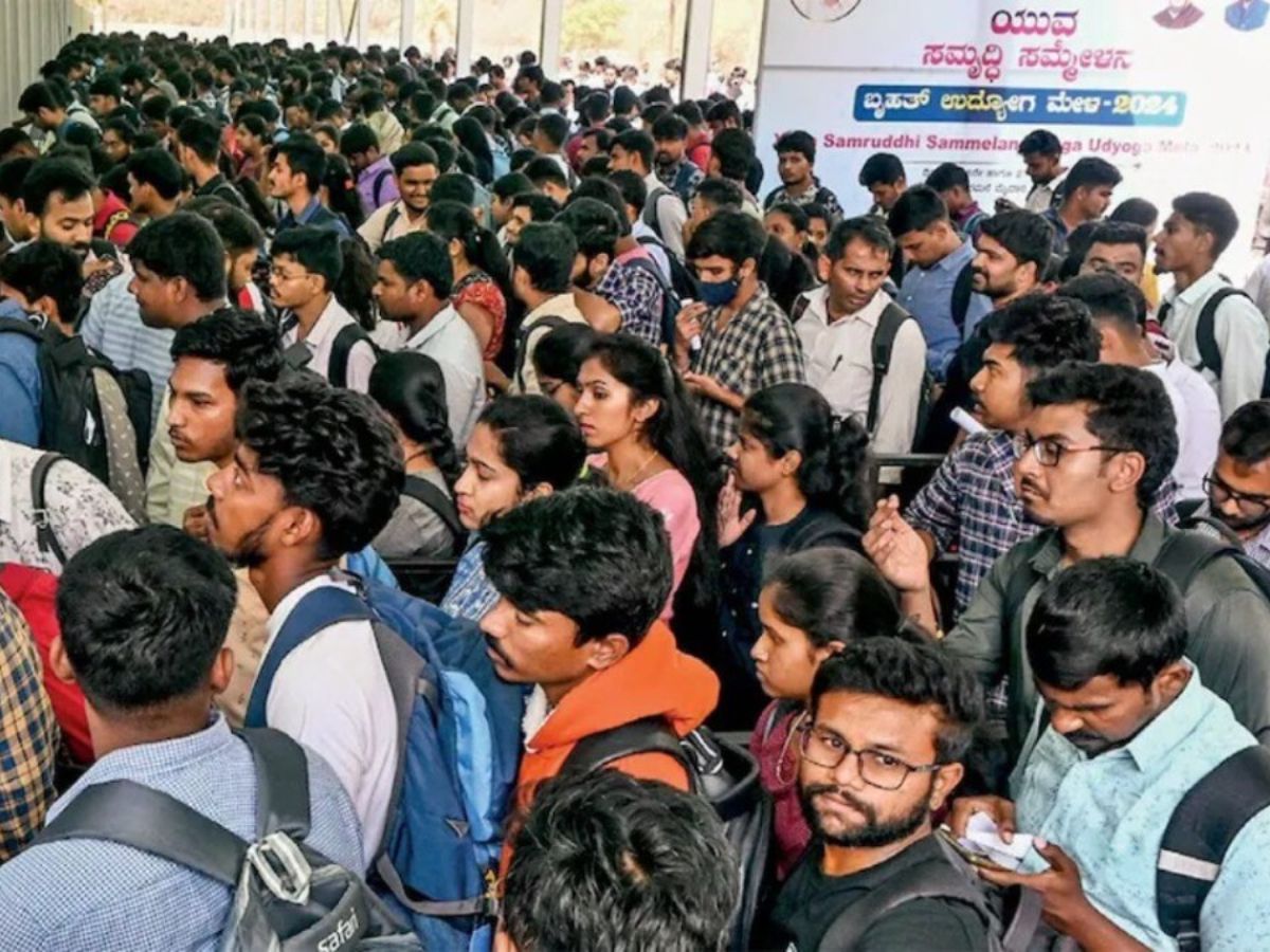 PM Internship Scheme: बेहतर भविष्य के लिए अप्लाई करने का आखिरी मौका! सरकार खुद बड़ी-बड़ी कंपनियों में करा रही इंटर्नशिप