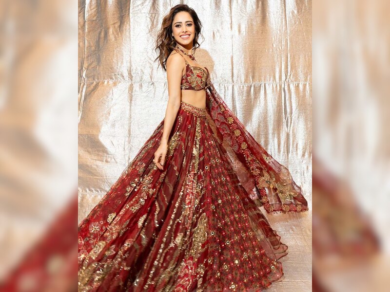 परफार्म करना है