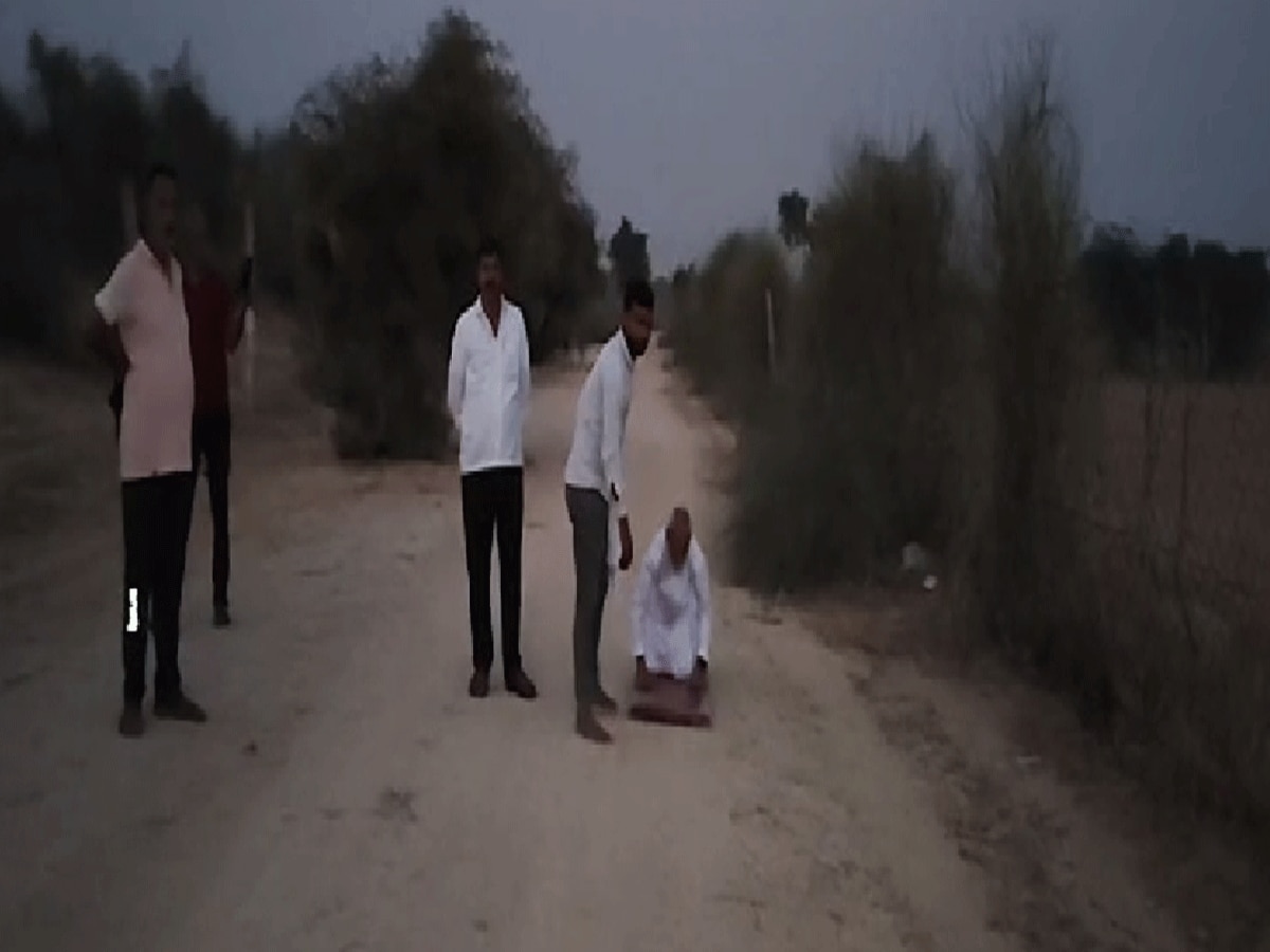 Bikaner News: 75 की उम्र में राठी ने की करणी माता ओरण की चौथीबार दंडवत परिक्रमा, समापन पर लगाएगे छप्पनभोग Bikaner News: 75 की उम्र में राठी ने की करणी माता ओरण की चौथीबार दंडवत परिक्रमा, समापन पर लगाएगे छप्पनभोग