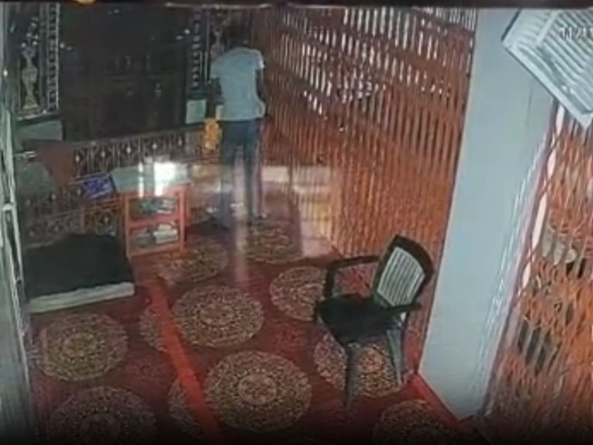 Jaipur News: चोरों ने बालाजी मंदिर को बनाया निशाना, दानपात्र तोड़कर चढ़ावे को लेकर फरार