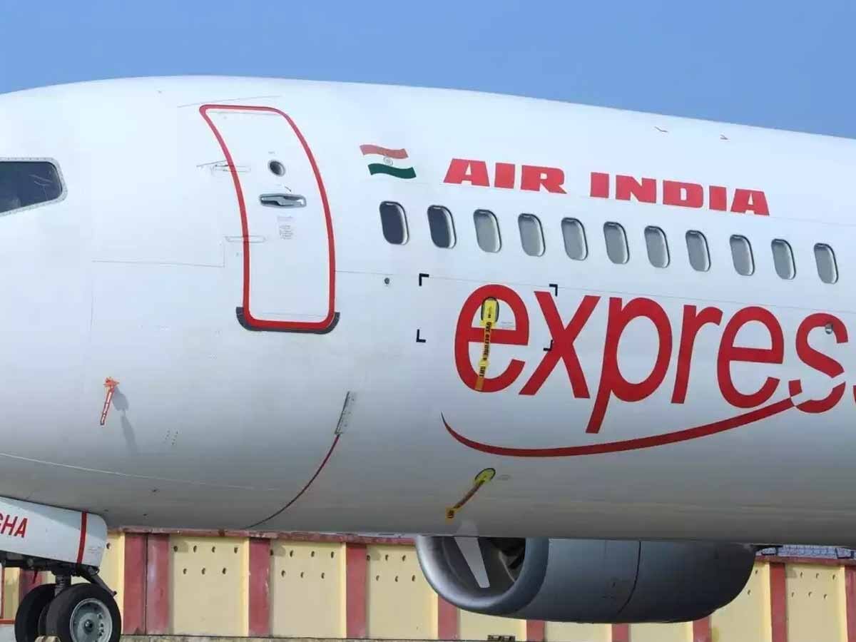 ब‍िजनेस क्‍लास सीट हटेंगी, इकोनॉमी क्‍लास लगेंगी; क्‍या है Air India Express का प्‍लान?