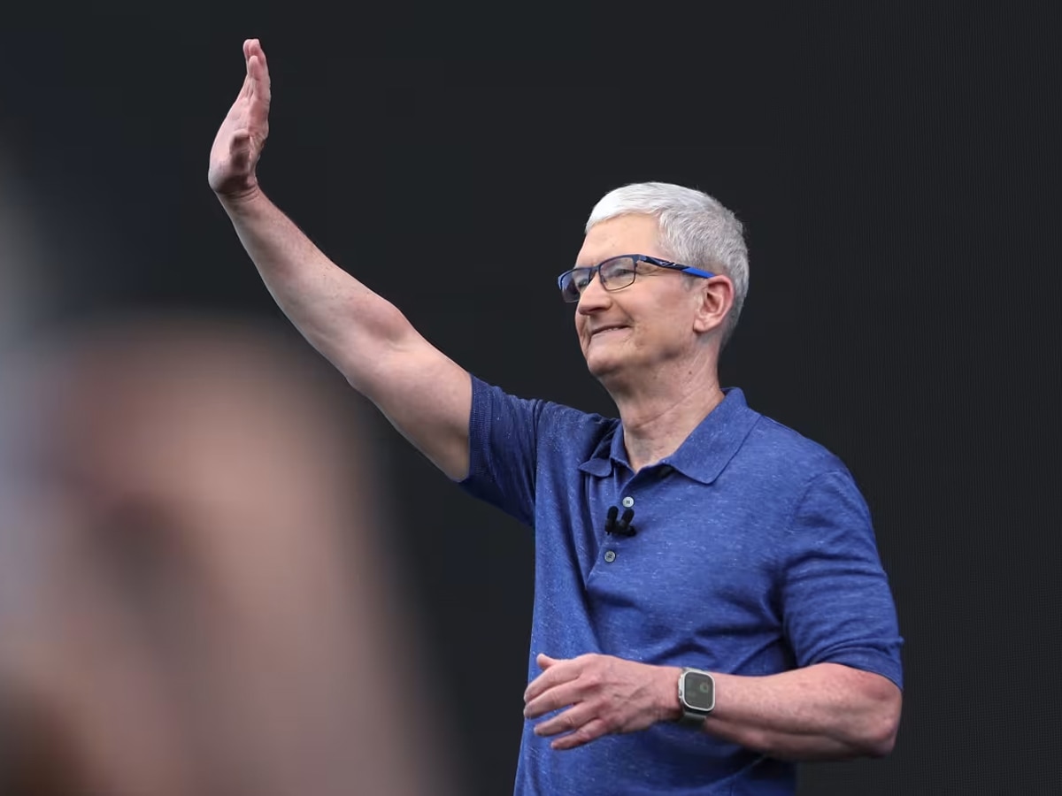 Tim Cook की नई चाल! फोन के बाद अब इस मार्केट में उतर सकता है Apple, बनेगा घर का बॉडीगार्ड