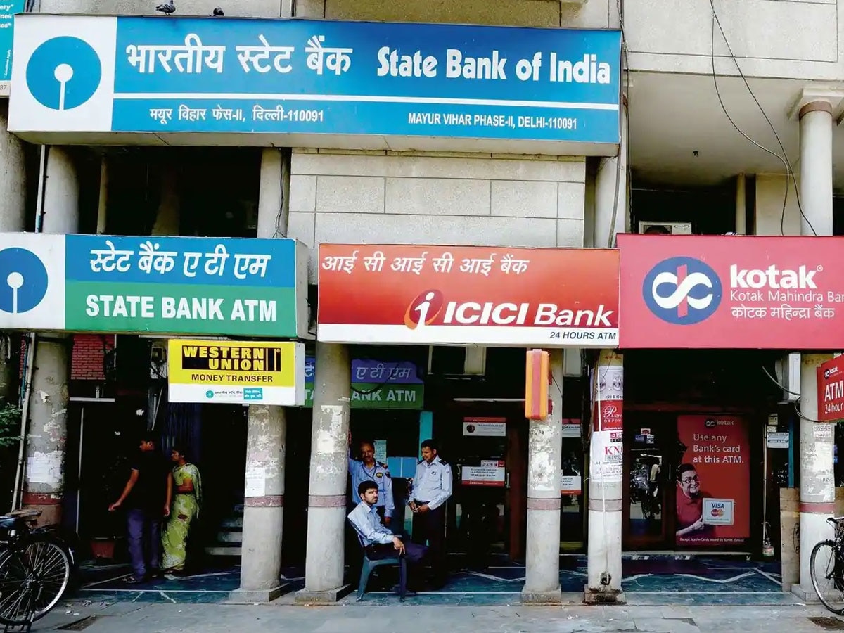 SBI-HDFC और ICICI बैंक को लेकर आया बड़ा अपडेट, आपका भी खाता है तो जरूर जान लीज‍िए