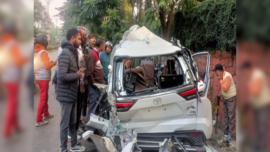 Dehradun Accident Update: पुलिस कर रही एक्सपर्ट से बात, नहीं हुई शिकायत दर्ज, जानें अपडेट