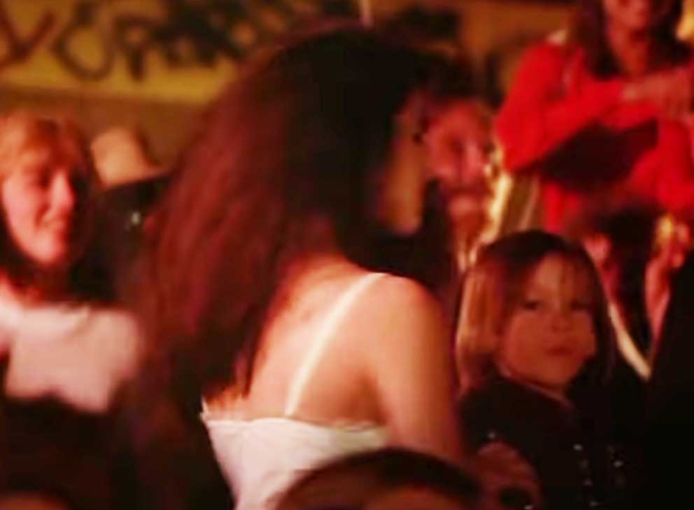 कौन है ये दुनिया की सबसे रईस एक्ट्रेस?