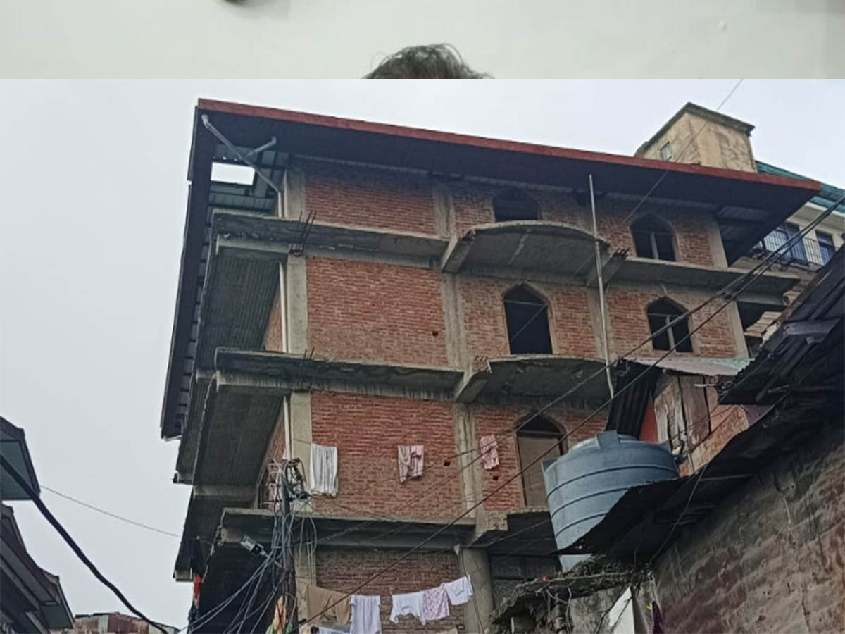 Sanjauli Mosque Case: MC में सुनवाई पूरी, वक्फ को देना होगा जवाब, जानें अपडेट Sanjauli Mosque Case: MC में सुनवाई पूरी, वक्फ को देना होगा जवाब, जानें अपडेट