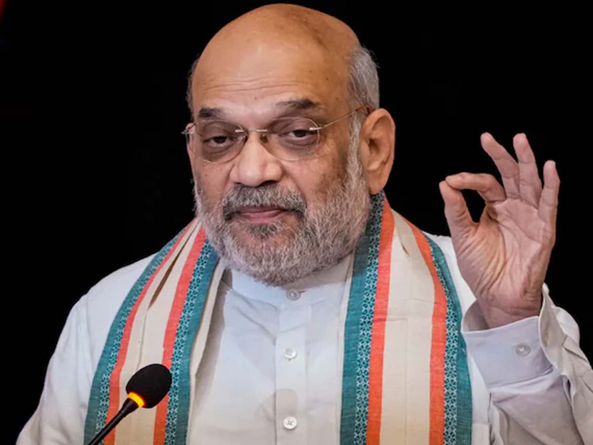 अमित शाह बोले, हर हाल में लागू होगा वक्फ संशोधन कानून, तो क्या मुसलमानों के साथ धोखा था JPC का गठन? अमित शाह बोले, हर हाल में लागू होगा वक्फ संशोधन कानून, तो क्या मुसलमानों के साथ धोखा था JPC का गठन?