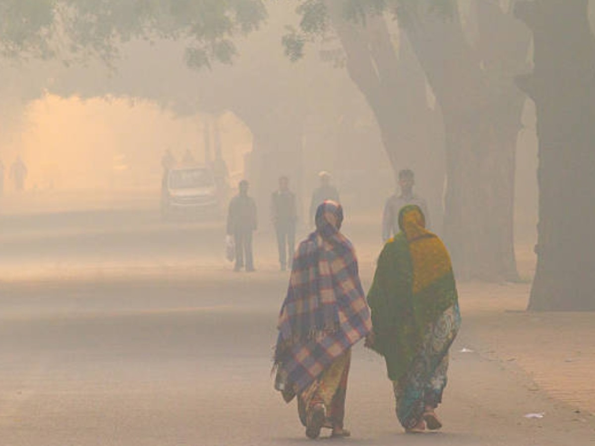 Rajasthan Weather Update: जहरीली हुई राजस्थान की आबो-हवा, गिरते तापमान ने बढ़ाई ठिठुरन, पढ़ें वेदर अपडेट  