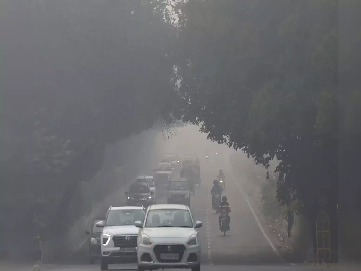 Delhi AQI: इन इलाकों में एक्यूआई पहुंचा 500, सरकार ने जारी की एडवाइजरी