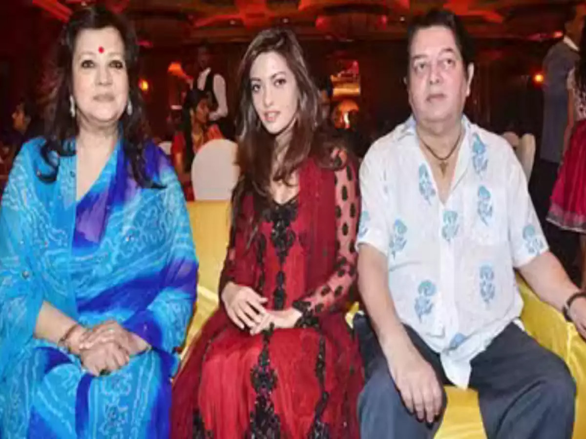 एक्ट्रेस Raima Sen के पिता और त्रिपुरा शाही परिवार के मेंबर भारत देव की मौत एक्ट्रेस Raima Sen के पिता और त्रिपुरा शाही परिवार के मेंबर भारत देव की मौत