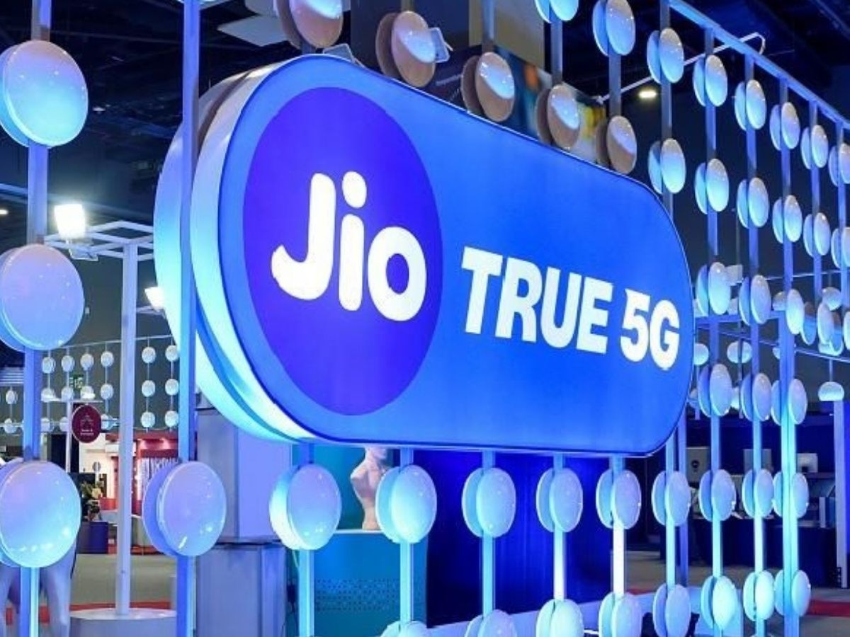 Mukesh Ambani ने गुपचुप तरीके से लॉन्च किया Jio का सालभर अनलिमिटेड 5G डेटा देने वाला वाउचर, कीमत सिर्फ....