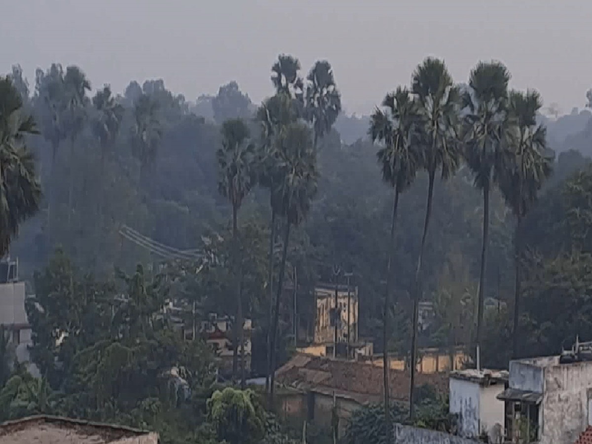 खतरनाक हुई मुजफ्फरपुर की हवा, AQI पहुंचा 460, शहर में लगातार किया जा रहा पानी का छिड़काव 