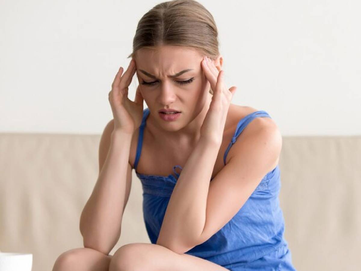 हर समय करते हैं ओवरथिंकिंग, एंग्जाइटी से बचने के लिए खाएं ये चीजें