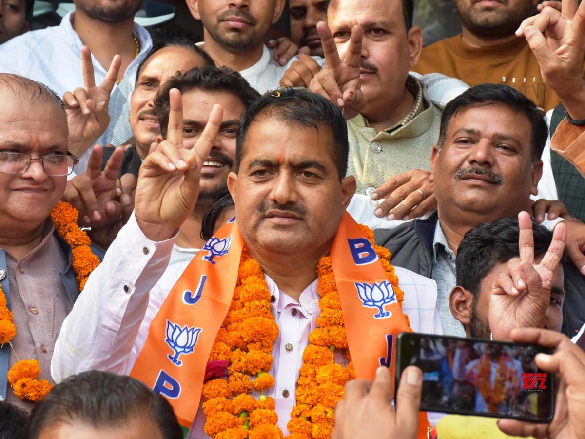 मुस्लिमों ने दिया साथ तो भाजपा ने जीती यूपी की ये सीट; सपा पर लगा दिए ये इल्जाम मुस्लिमों ने दिया साथ तो भाजपा ने जीती यूपी की ये सीट; सपा पर लगा दिए ये इल्जाम