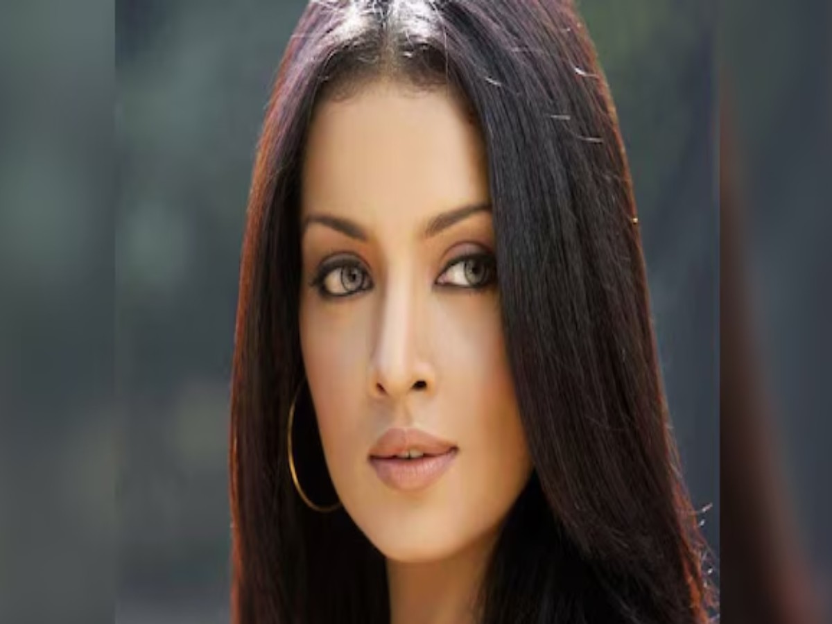 Celina Jaitly Birthday Bollywood Actress Celina Jaitly Age Movies And ...