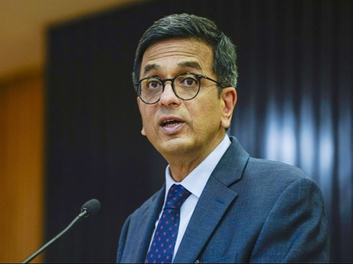 DY Chandrachud: रिटायर्ड जजों को राजनीति में जाना चाहिए? पूर्व CJI डीवाई चंद्रचूड़ ने दिया ऐसा जवाब