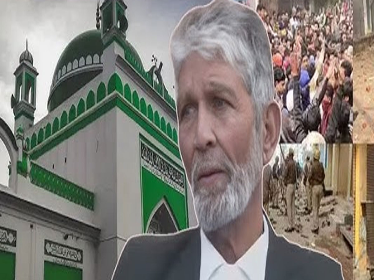 Sambhal News: शाही जामा मस्जिद के सदर को क्यों बुलाया गया था थाने, DIG ने किया साफ Sambhal News: शाही जामा मस्जिद के सदर को क्यों बुलाया गया था थाने, DIG ने किया साफ