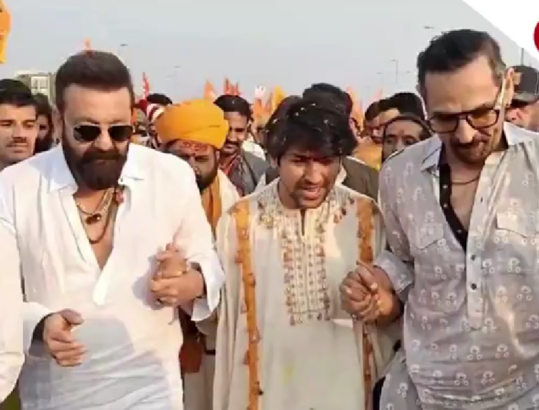 दिखा संजू बाबा का 'सनातनी' स्वैग