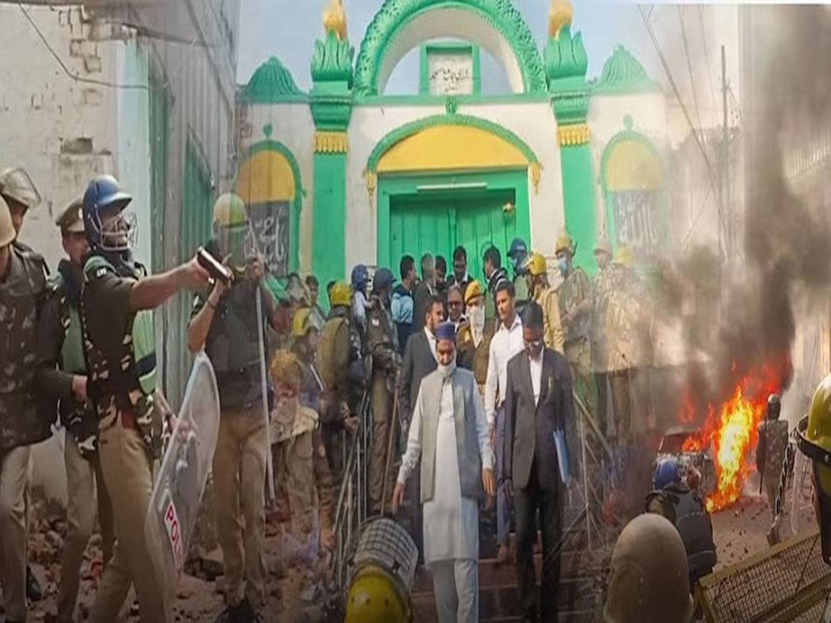 Sambhal Violence: क्या संभल में लौट आई है शांति? जानें हिंसा के बाद क्या हैं शहर के हालात? Sambhal Violence: क्या संभल में लौट आई है शांति? जानें हिंसा के बाद क्या हैं शहर के हालात?