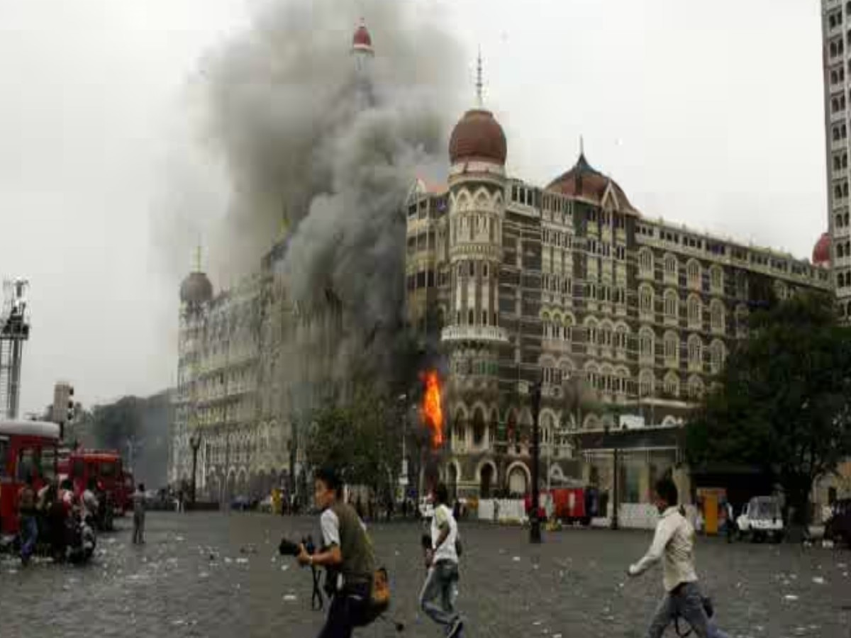 26/11 Mumbai Attack: आज से 16 साल पहले आतंकी हमले से दहल गई थी मुंबई, रुह कंपा देने वाली है इस दिन की कहानी