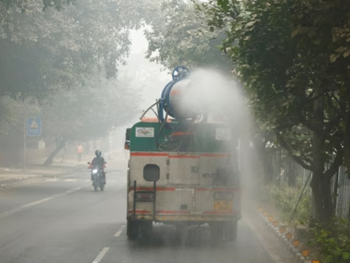 Delhi Pollution: दिल्ली की हवा बहुत खराब श्रेणी के करीब, जानें दिल्ली में कहां कितना है AQI