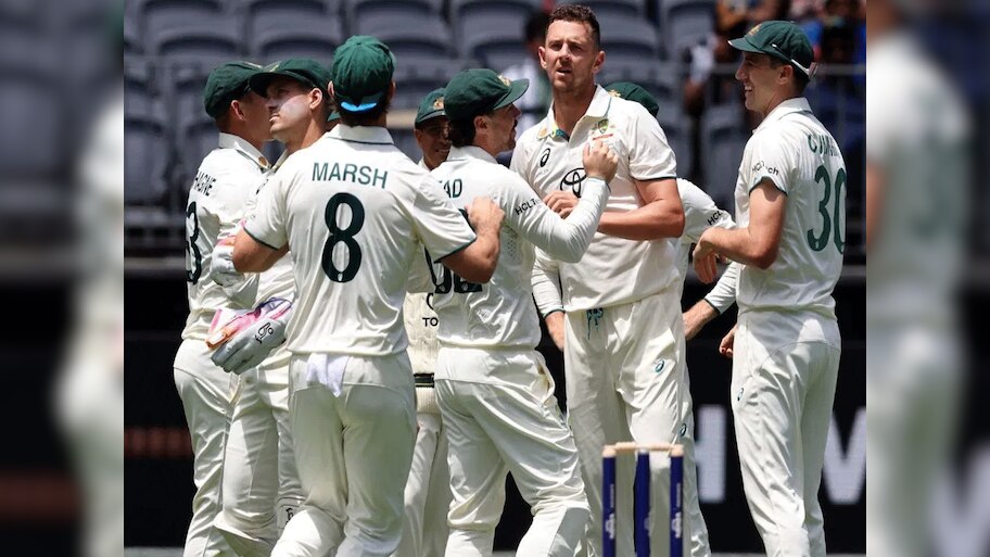 IND vs AUS: 5 ओवर, 5 विकेट....., टीम इंडिया को 36 पर किया था ढेर, अब ऑस्ट्रेलिया का ये गेंदबाज पिंक बॉल टेस्ट हुए बाहर 