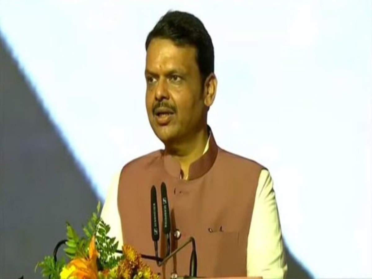 Devendra Fadnavis Oath Ceremony