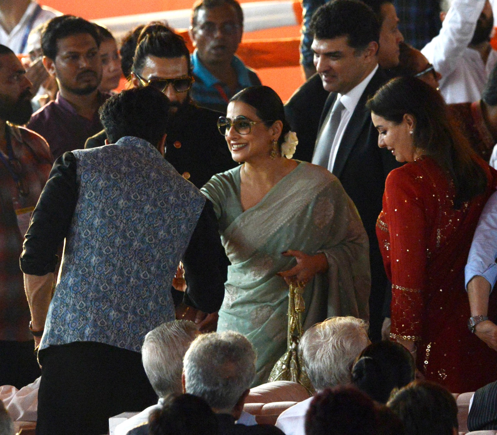 विद्या बालन भी आईं नजर