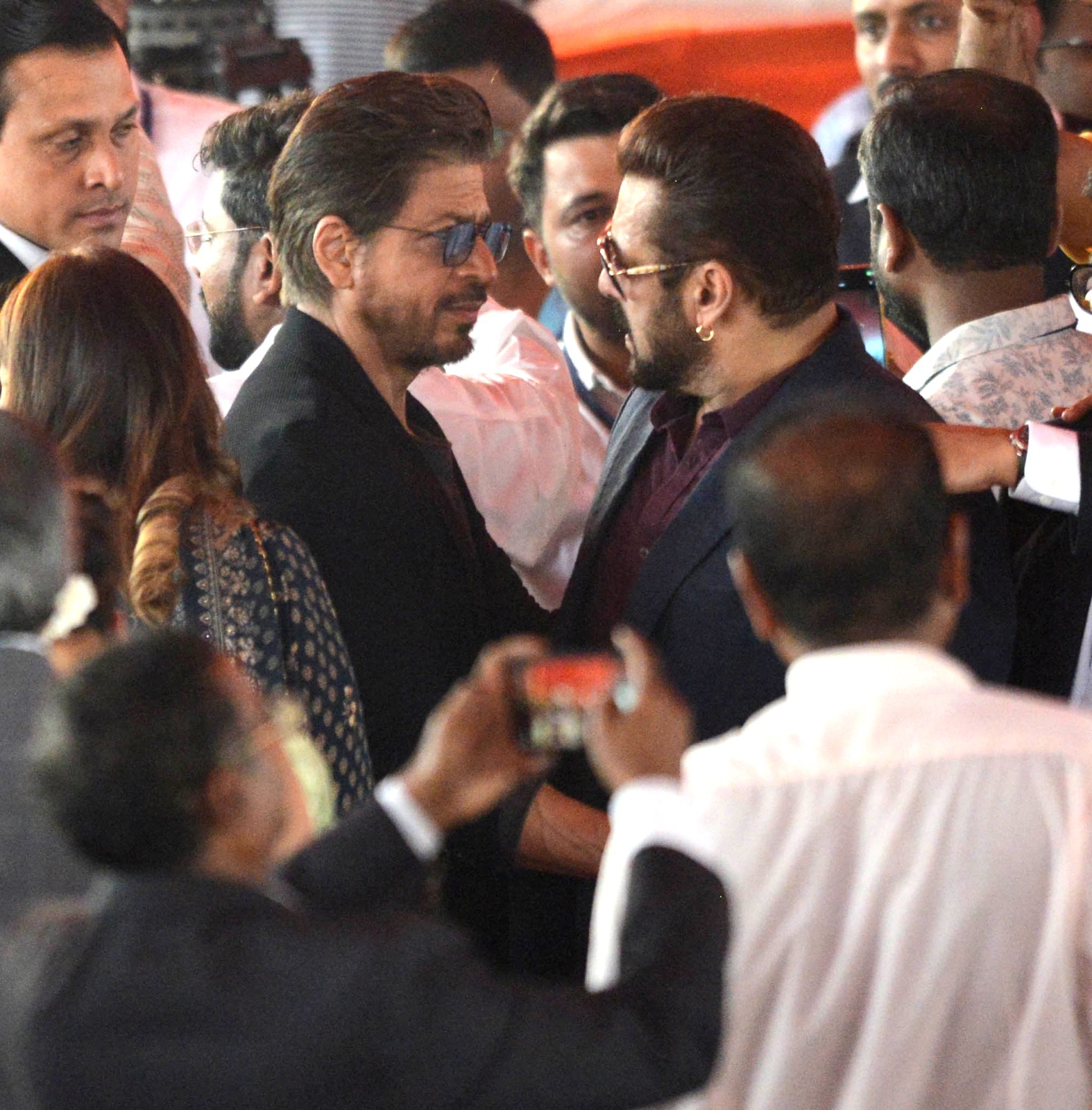 शाहरुख खान और सलमान खान की मुलाकात