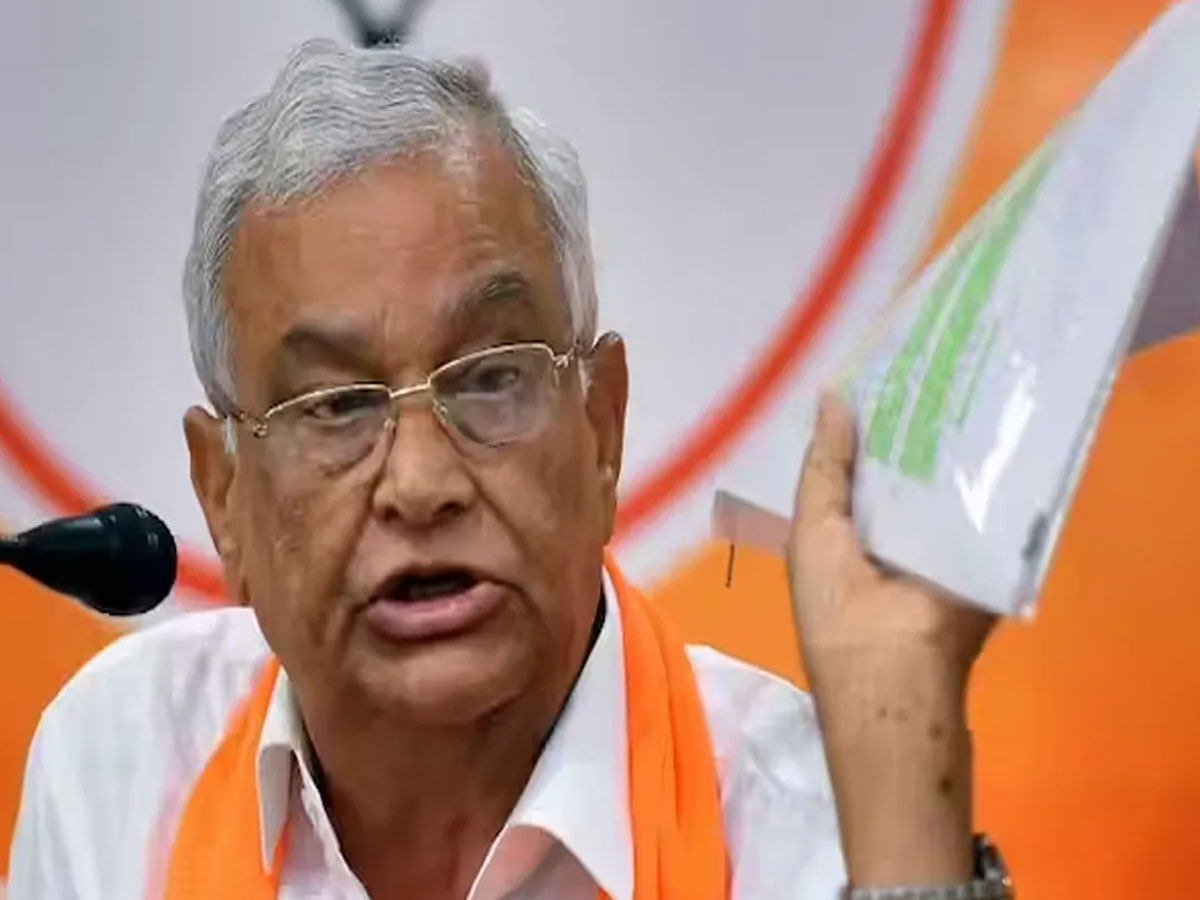 'मेरी सरकार में मेरे खिलाफ ही मुकदमा दर्ज', किरोड़ीलाल बोले-SHO कविता के खिलाफ कई मामले फिर भी कार्रवाई नहीं 'मेरी सरकार में मेरे खिलाफ ही मुकदमा दर्ज', किरोड़ीलाल बोले-SHO कविता के खिलाफ कई मामले फिर भी कार्रवाई नहीं