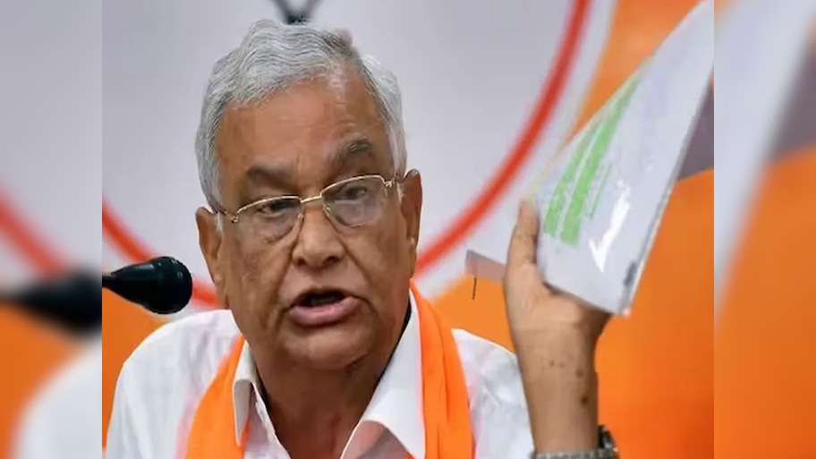 'मेरी सरकार में मेरे खिलाफ ही मुकदमा दर्ज', किरोड़ीलाल बोले-SHO कविता के खिलाफ कई मामले फिर भी कार्रवाई नहीं