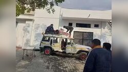 भाई के शव को टैक्सी की छत पर बांधकर 195 किमी दूर ले गई बहन, घटना से शर्मसार पूरा देश