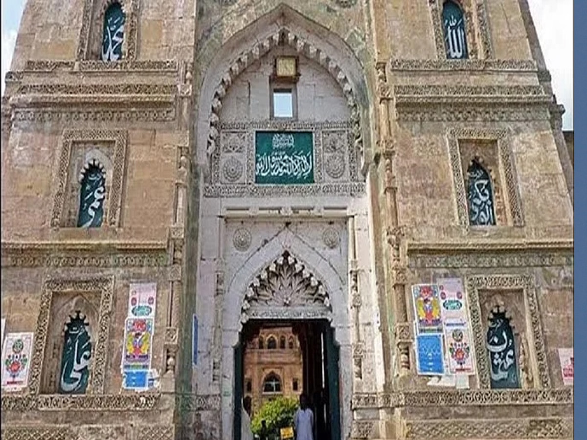 Atala Masjid केस में आज HC में सुनवाई; आसान जुबान में समझें पूरा मामला