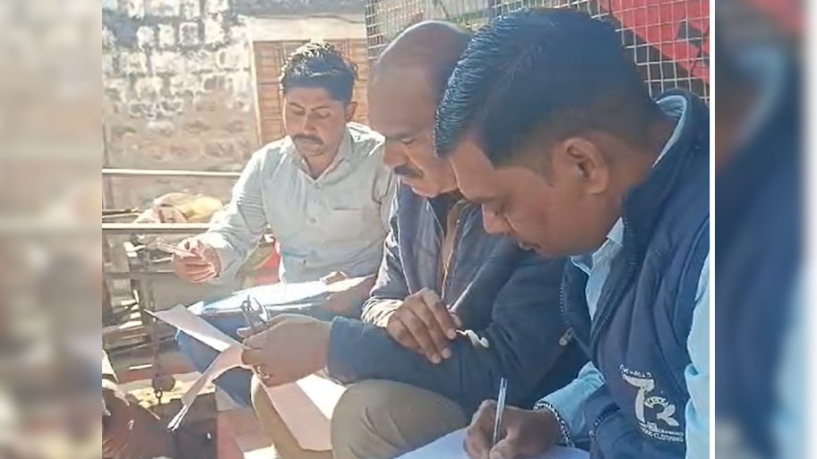 Baran News: ट्रैक्टर ट्रॉली ने बाईक सवार को मारी जोरदार टक्कर, एक की मौत, दूसरा गंभीर रूप से घायल