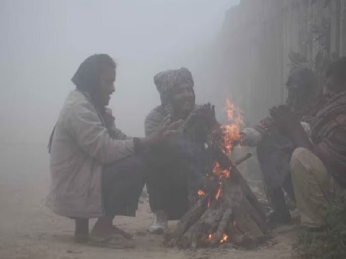 Rajasthan Weather Update: भीषण शीत लहर की चपेट में राजस्थान, माइनस 1 डिग्री तक दर्ज किया गया पारा, आमजन जीवन हुआ प्रभावित Rajasthan Weather Update: भीषण शीत लहर की चपेट में राजस्थान, माइनस 1 डिग्री तक दर्ज किया गया पारा, आमजन जीवन हुआ प्रभावित