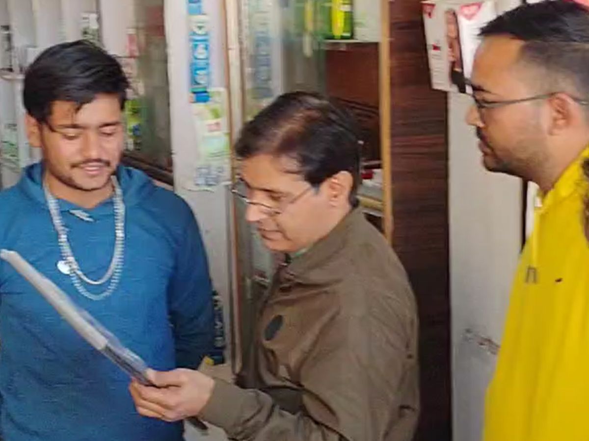 Kota News : कोटा में चिकित्सा विभाग की टीम का औचक निरीक्षण, प्राइवेट क्लीनिकों को दिए नोटिस