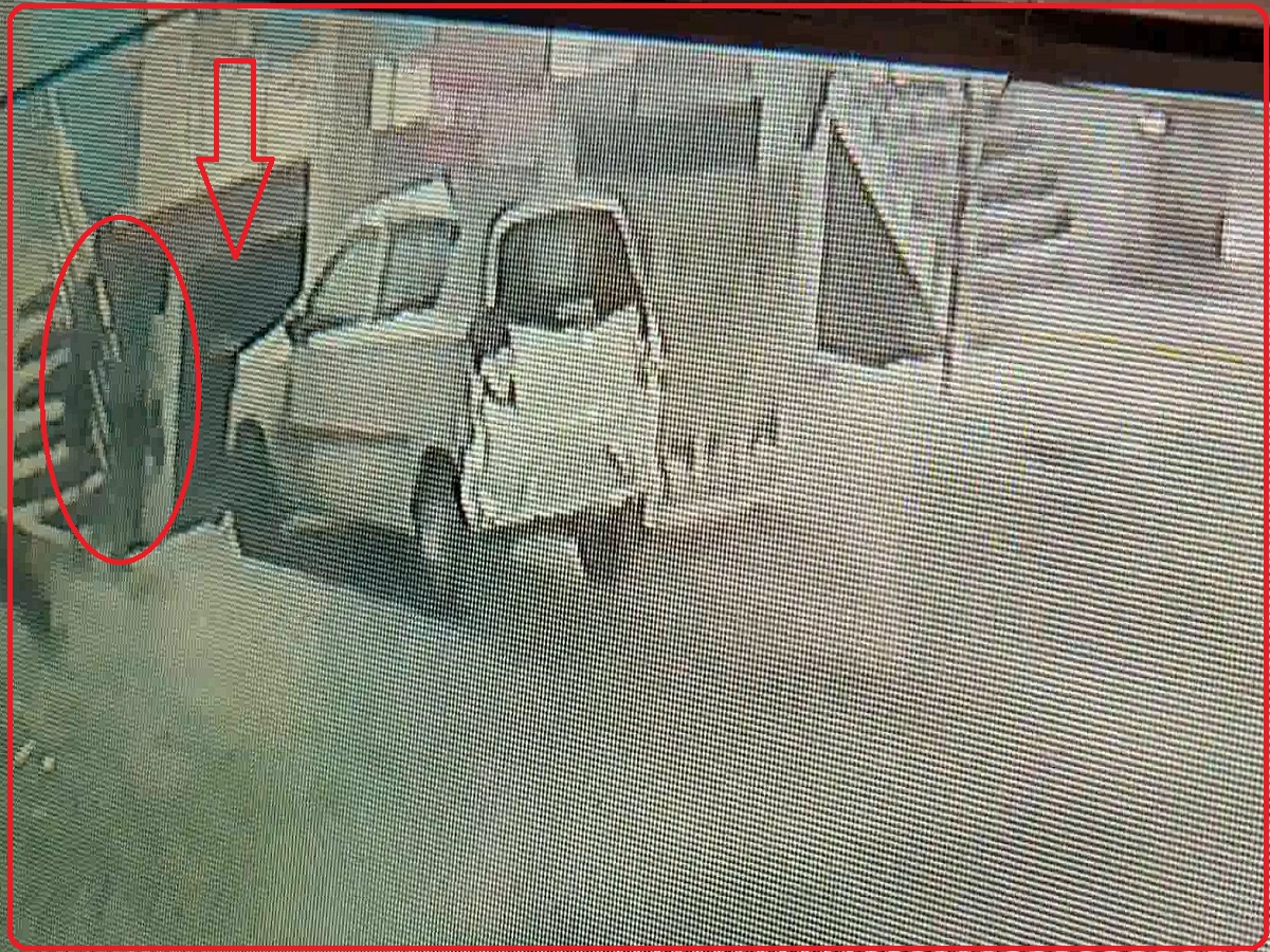 वैशाली में आभूषण की दुकान में चोरी वैशाली में आभूषण की दुकान में चोरी